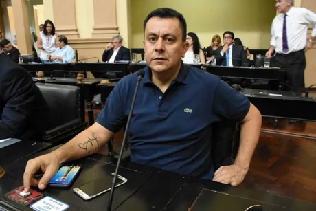 El Senado autorizó un allanamiento en la casa del legislador Héctor D'Auría