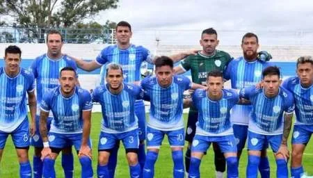 Gimnasia ganó y le mete toda la presión a Racing de Córdoba