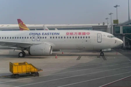 Un avión con 132 personas se estrelló en el sur de China