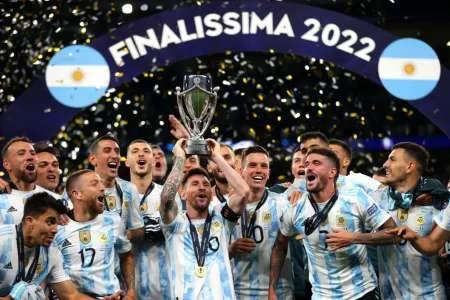 La Selección Argentina goleó a Italia y se consagró campeón de la Finalissima