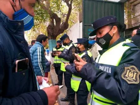 Más de 500 efectivos policiales brindarán seguridad en las canchas durante el domingo y lunes