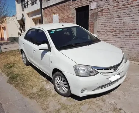 Otro auto robado en Salta: ahora en el norte