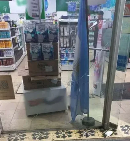 Tres detenidos por el ataque a una farmacia en el microcentro de Salta