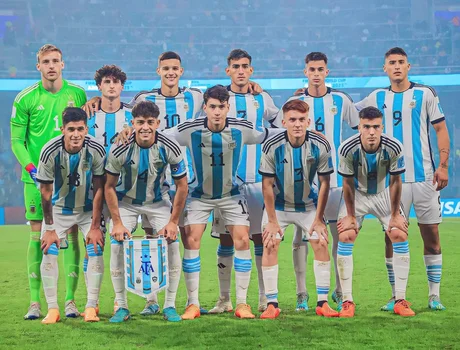 La Selección argentina Sub 20 goleó 3-0 a Guatemala y se clasificó a los octavos de final