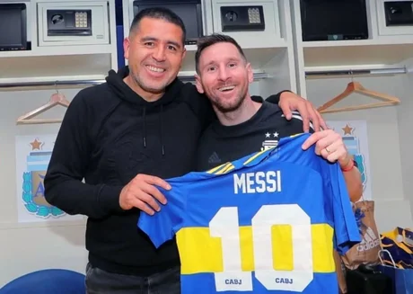 Riquelme anunció su partido despedida y confirmó la presencia de Messi en la Bombonera