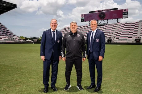 El Tata Martino fue anunciado como nuevo entrenador del equipo de Messi