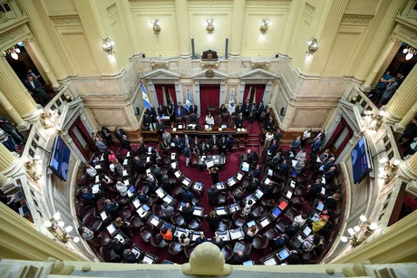 Tras varias semanas de inactividad, el Senado vuelve a sesionar este miércoles