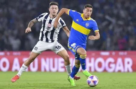 A qué hora juega Boca