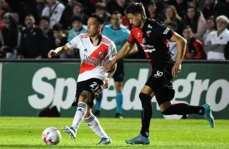 A qué hora juega River