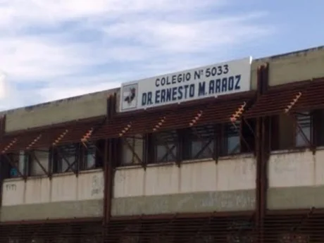 Temor en un colegio del sur de la ciudad de Salta: un estudiante amenazó con sacar una pistola y matar a todos