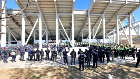 Más de 700 policías participarán en los operativos de seguridad para los partidos de futbol del domingo