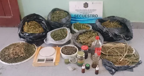 Incautan más de 8 mil dosis de drogas en una vivienda de barrio San Carlos