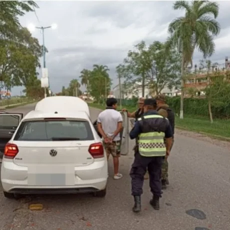 Detienen en Salta a un joven con pedido de captura internacional: conducía un automóvil "mellizo"