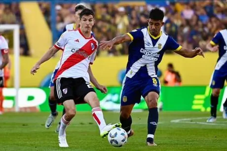 A qué hora juega River