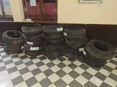 Abuso: intentaba pasar por Salta más de 42 cubiertas de vehículos de manera ilegal