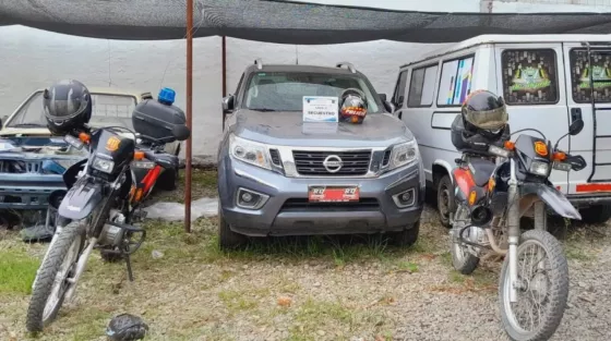 Recuperaron en el interior de la provincia dos camionetas que habían sido robadas en Córdoba y Mendoza