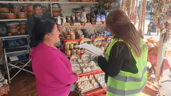 Comenzó el censo de feriantes en el Paseo San Martín para conocer cuántos puestos hay