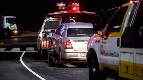 El Gobierno dio marcha atrás, y ahora autoriza a las aseguradoras de brindar servicio de grúa