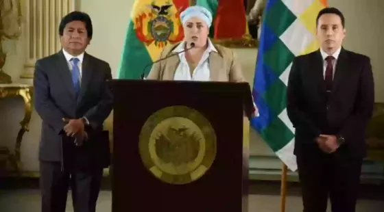 Bolivia eleva la tensión con la Argentina y cuestionó a Milei por hablar de un “autogolpe” de estado