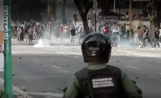 Hay incidentes en Caracas por la reelección de Maduro