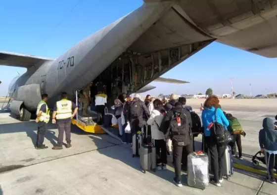 Por la tensión en Medio Oriente, el Gobierno acelera el plan de evacuación de argentinos en Líbano