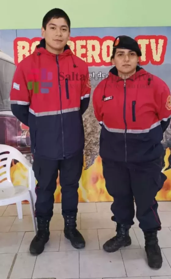 Bomberos voluntarios lanzaron una colecta de juguetes para realizar un festejo por el Día del Niño