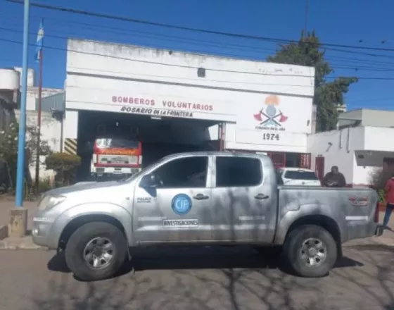 Bombero voluntario detenido por estafa: le robó la tarjeta de crédito a su compañera y pidió un préstamo