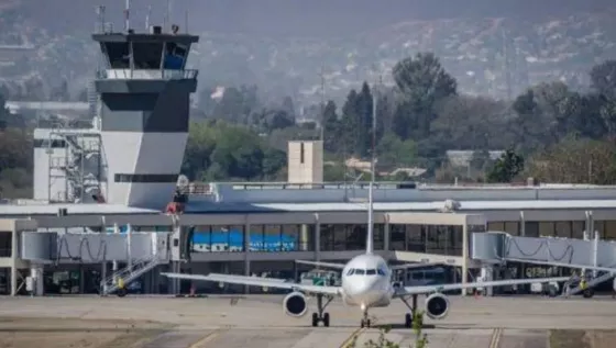 Otro día con asambleas en los aeropuertos y vuelos demorados