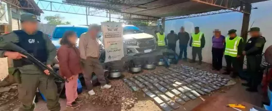 Salieron de Orán con más de 100 kilos de cocaína ocultos en su vehículo y fueron detenidos