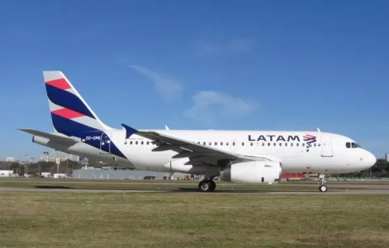 Desde el Gobierno aseguran que Latam volvería a volar en Argentina