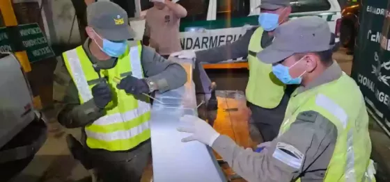 Encuentran más de 17 kilos de metanfetaminas escondidas en una camioneta en Aguaray