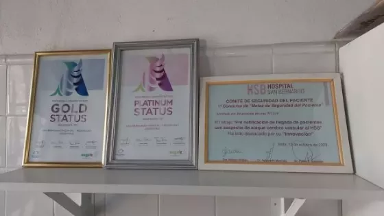 El área de ACV del hospital San Bernardo recibió una certificación internacional