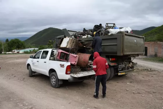 Lucha contra el dengue: se retiraron 40 toneladas de residuos en Floresta Baja