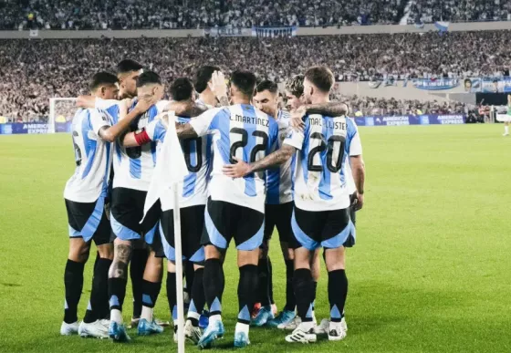 La Selección Argentina se mantiene en la cima del ranking FIFA: segundo Francia