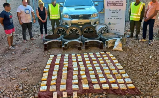 Prisión preventiva para una pareja que tenía 58 kilos de cocaína ocultos en una camioneta