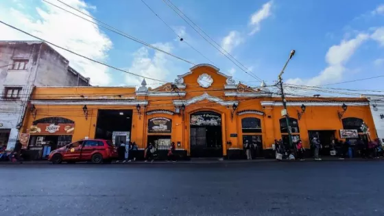 "Millonarias pérdidas materiales" en el incendio al Mercado San Miguel