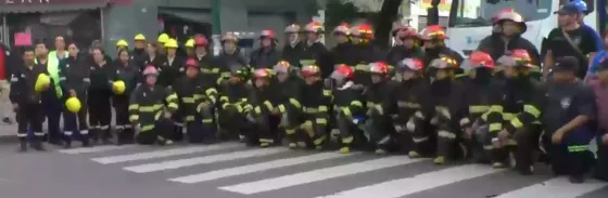 Incendio en el Mercado San Miguel: dos bomberos se descompensaron